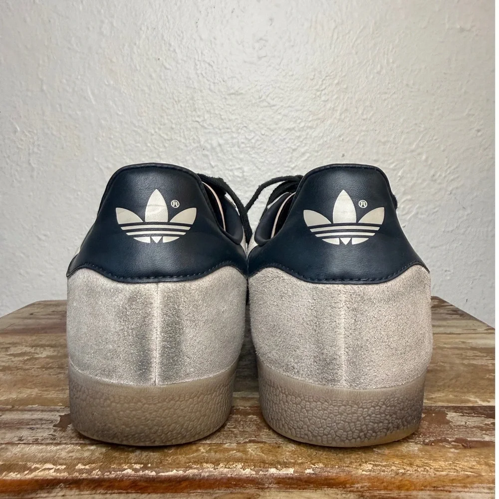 Adidas Gazelle Men's 11.5 Sneakers Wonder Taupe Night Indigo Suede IG6199